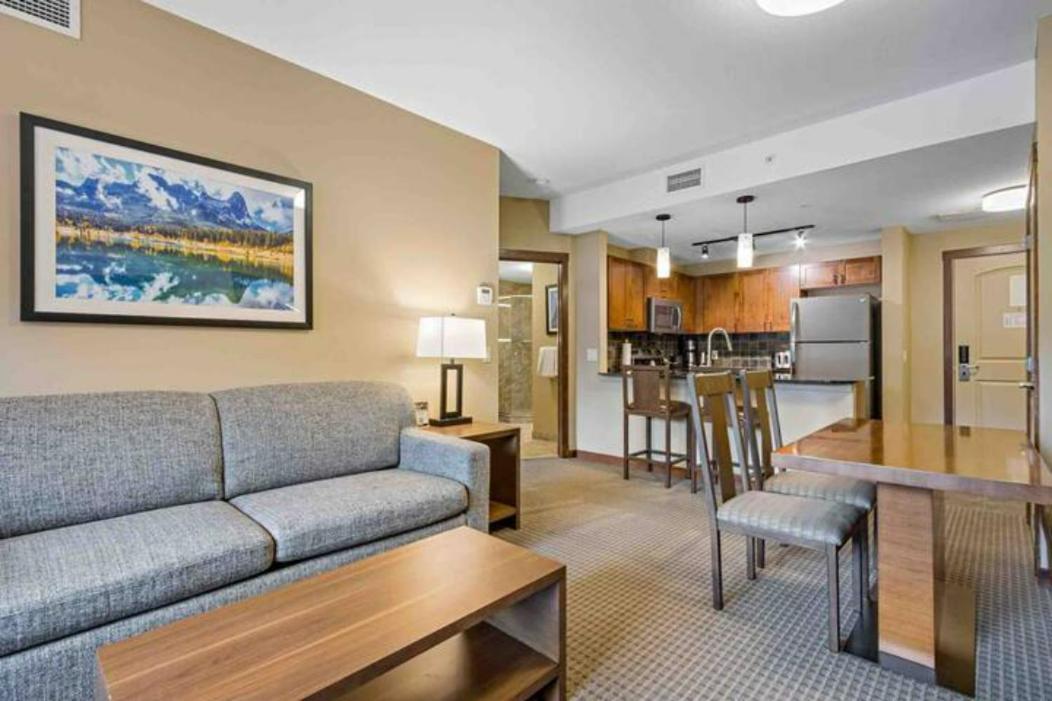 Falcon Crest Lodge 1 Bedroom Condo With Gym & Hot-Tubs & Mountain View Канмор Екстериор снимка